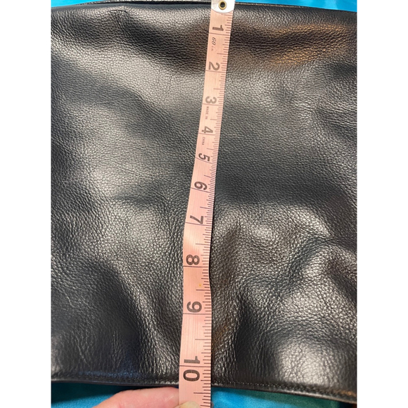 Women's Gucci Black Leather Bamboo Handle Shoulder Bag COA Provided Excel Cond - Picture 14 of 16